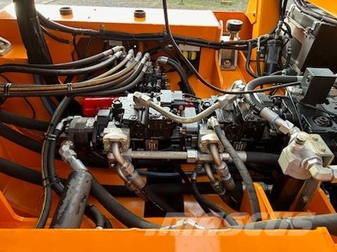CMI C 300 Metsä murskaimet