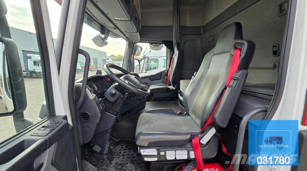 Renault T460 4X2 | Retarder | 550.000 Km | EURO 6 | 06-201 Trekkers