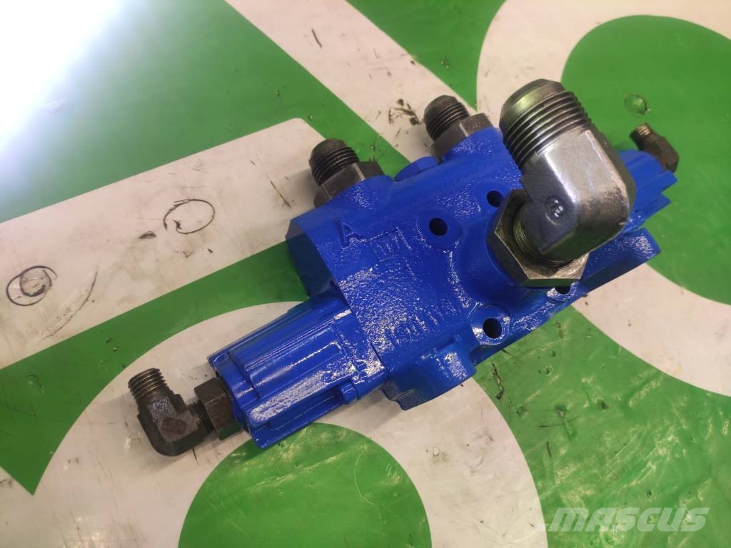 Massey Ferguson 8937 Manifold section 190118 01 Rexroth Châssis et suspension