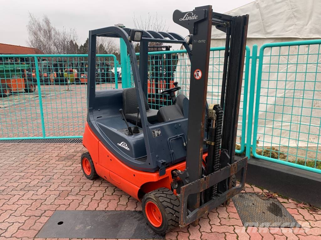 Linde H20T-03 /350/ V-3589 OB Gasstapler