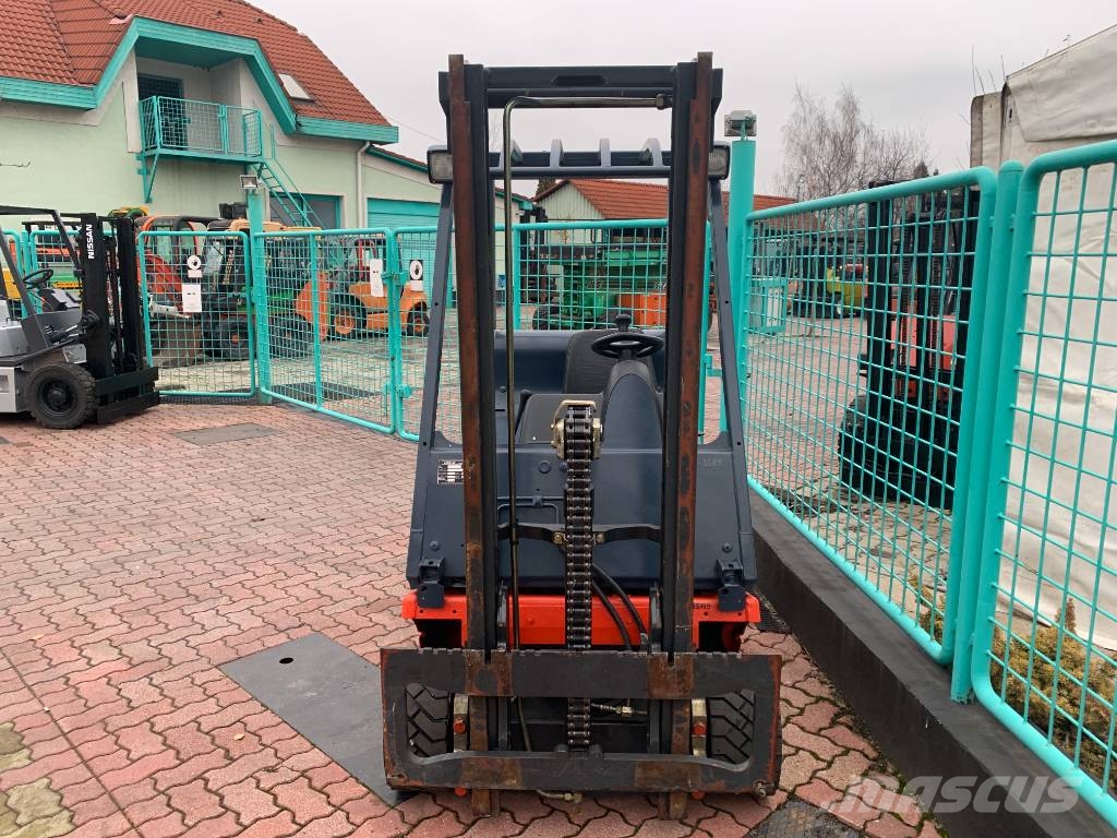 Linde H20T-03 /350/ V-3589 OB Gasstapler