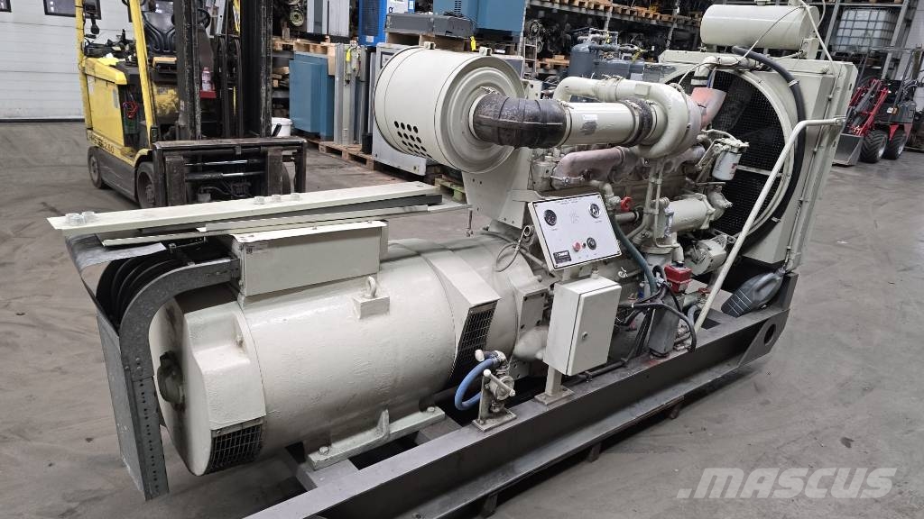 Cummins 225 kVA (NT855-G) مولدات ديزل