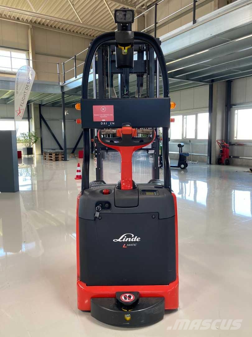 Linde L-MATIC AC 行走控制式堆積機
