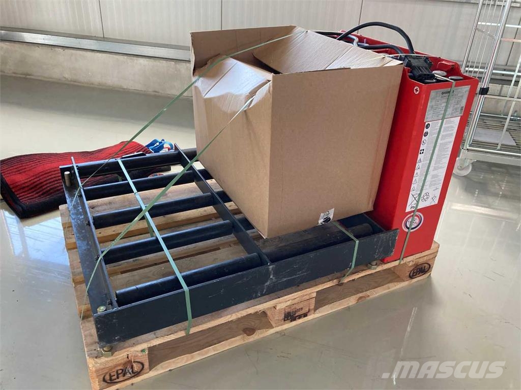 Linde L-MATIC AC 行走控制式堆積機