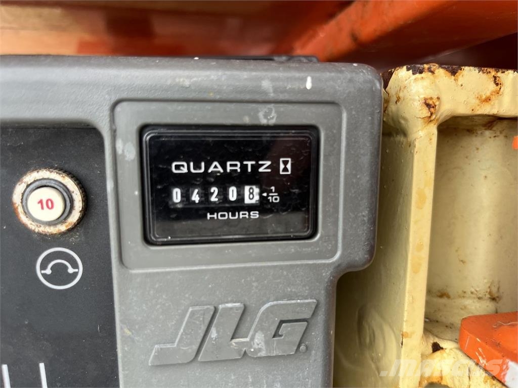 JLG 1230ES Henkilönostimet ja nostolaitteet