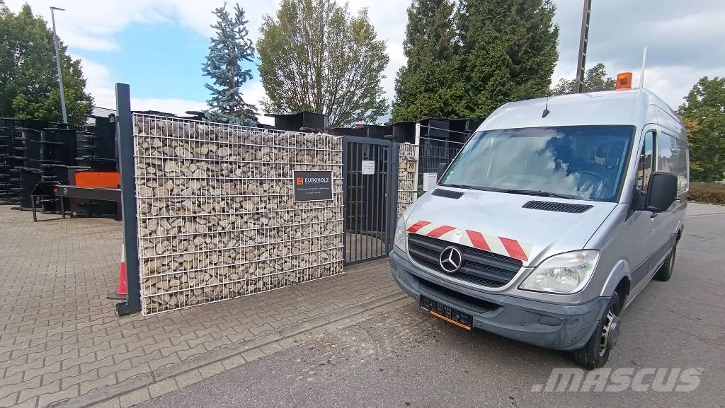 Mercedes-Benz 516 Cdi, Werkstattschränke, Webasto, Klima AHK Lette lastebiler