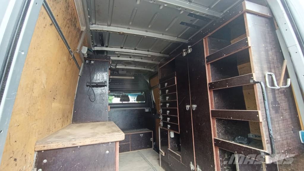 Mercedes-Benz 516 Cdi, Werkstattschränke, Webasto, Klima AHK Lette lastebiler