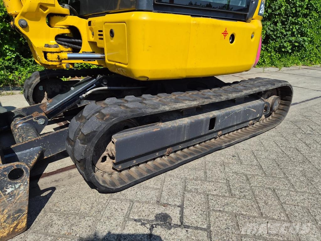 Komatsu PC24 MR-5 Miniescavatori