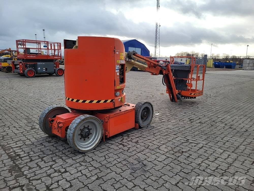 JLG E 300 AJP Plataforma de trabajo articulada