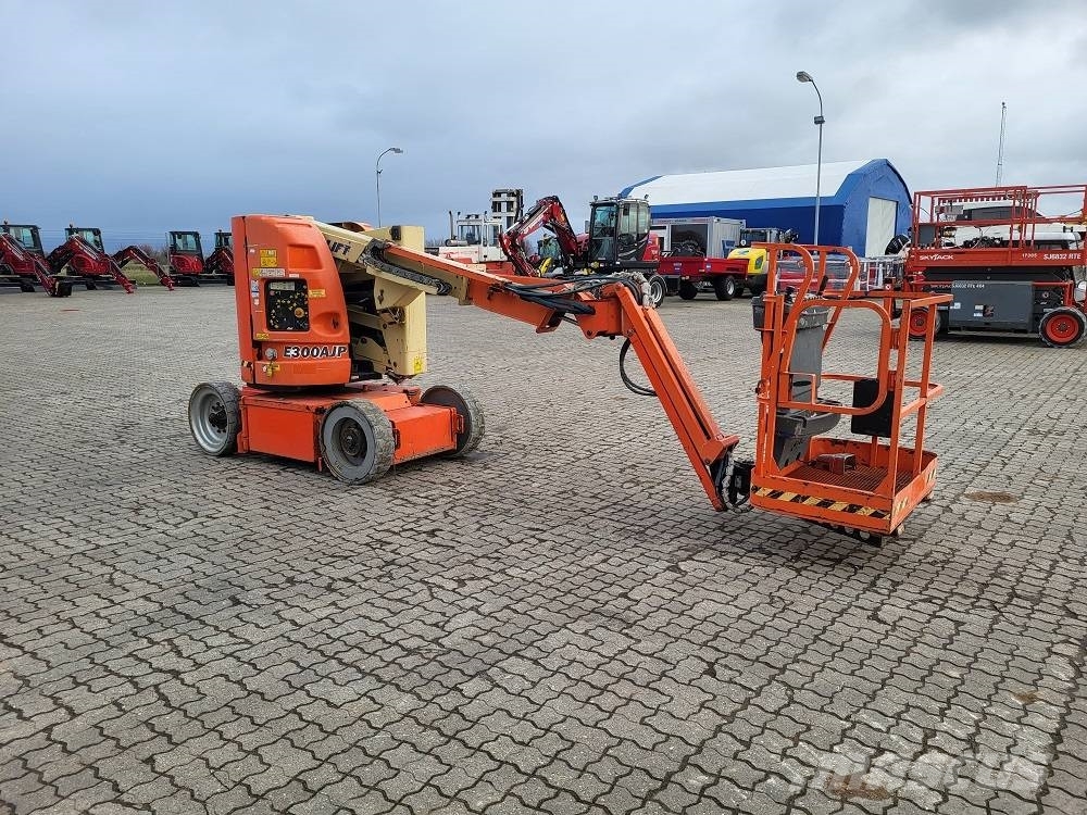 JLG E 300 AJP Plataforma de trabajo articulada