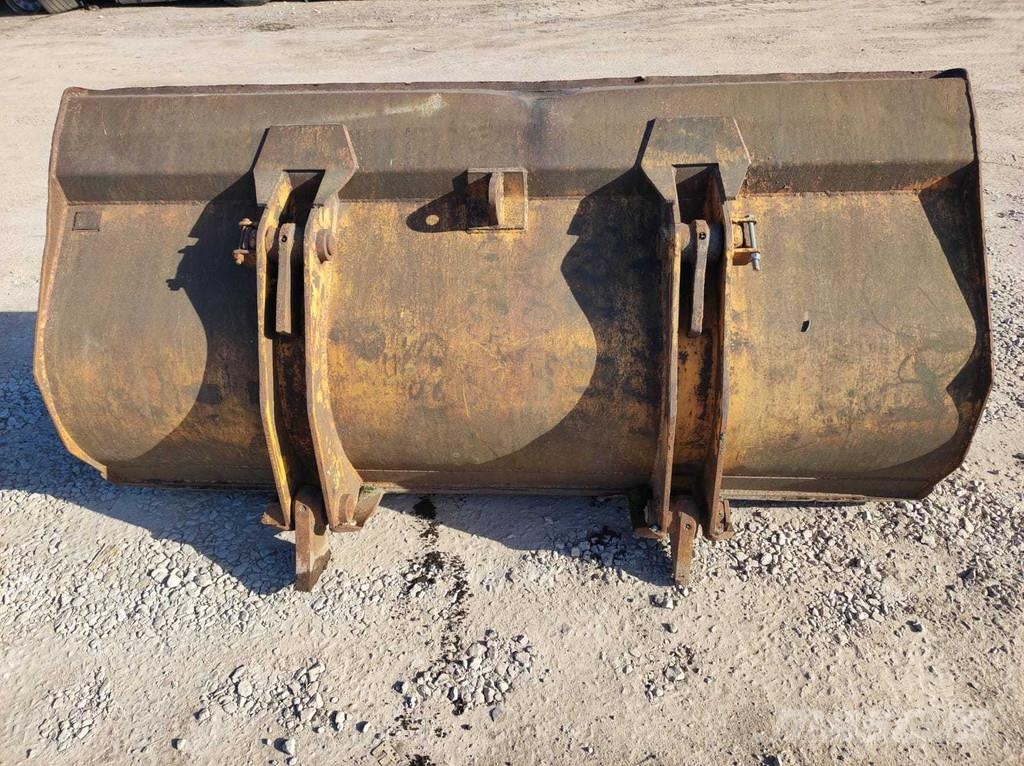Wheel LOADER BUCKET / LAADURI KOPP Cucharones