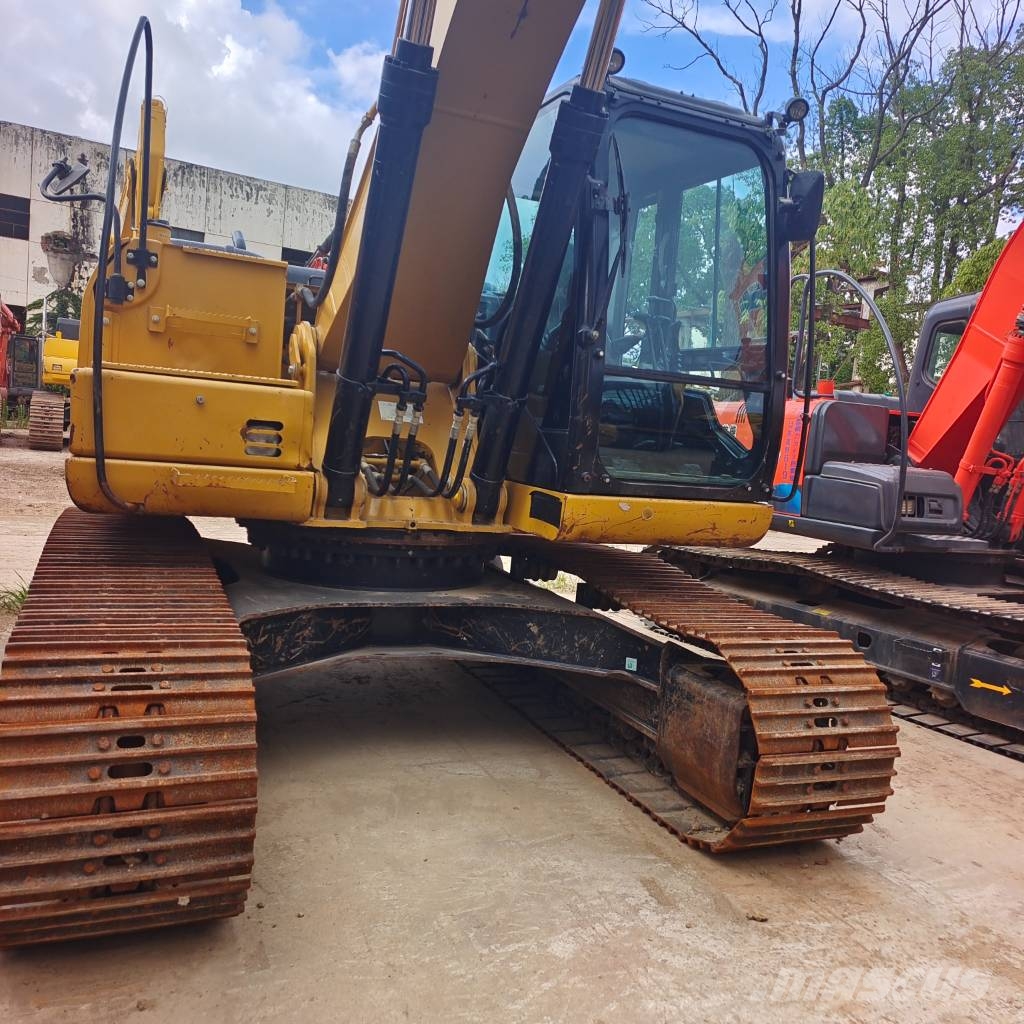 CAT 320GX- Excellent Working Condition Верижен екскаватор