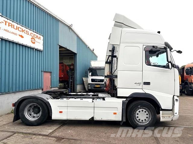 Volvo FH GLOBETROTTER (D13 ENGINE) (12+2 GEARS MANUAL GE Тягачі