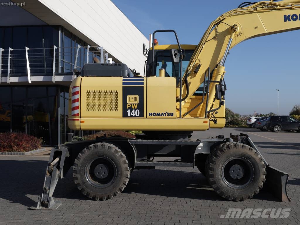 Komatsu PW 140-7 Pyöräkaivukoneet