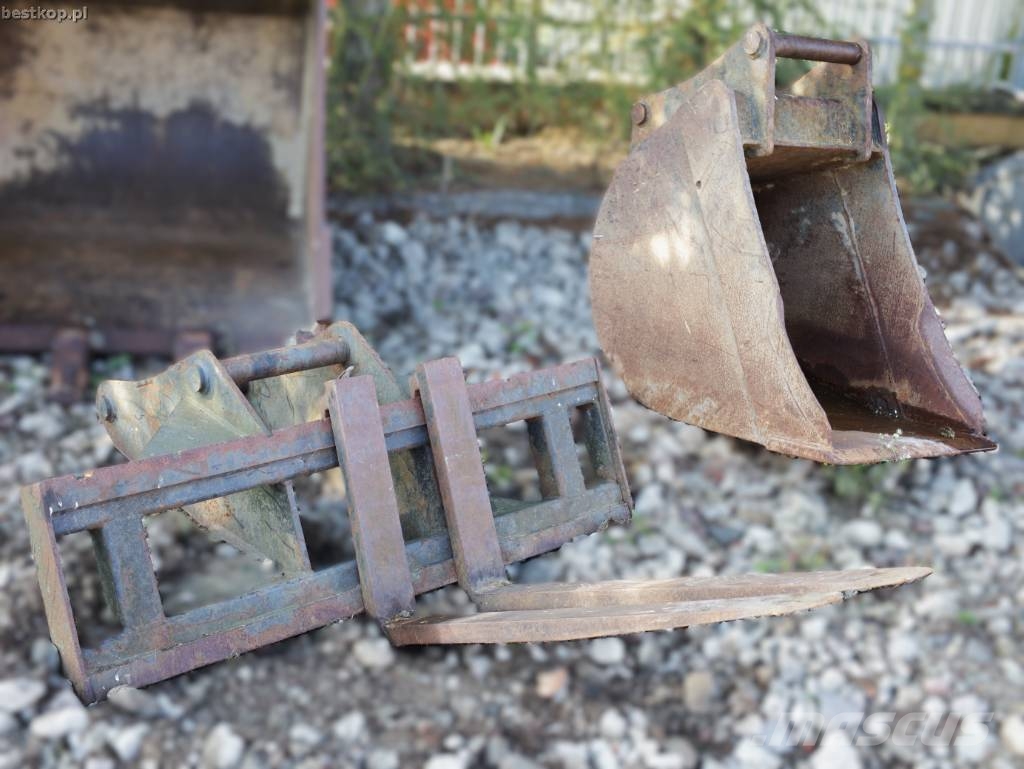 Komatsu PW 140-7 Pyöräkaivukoneet