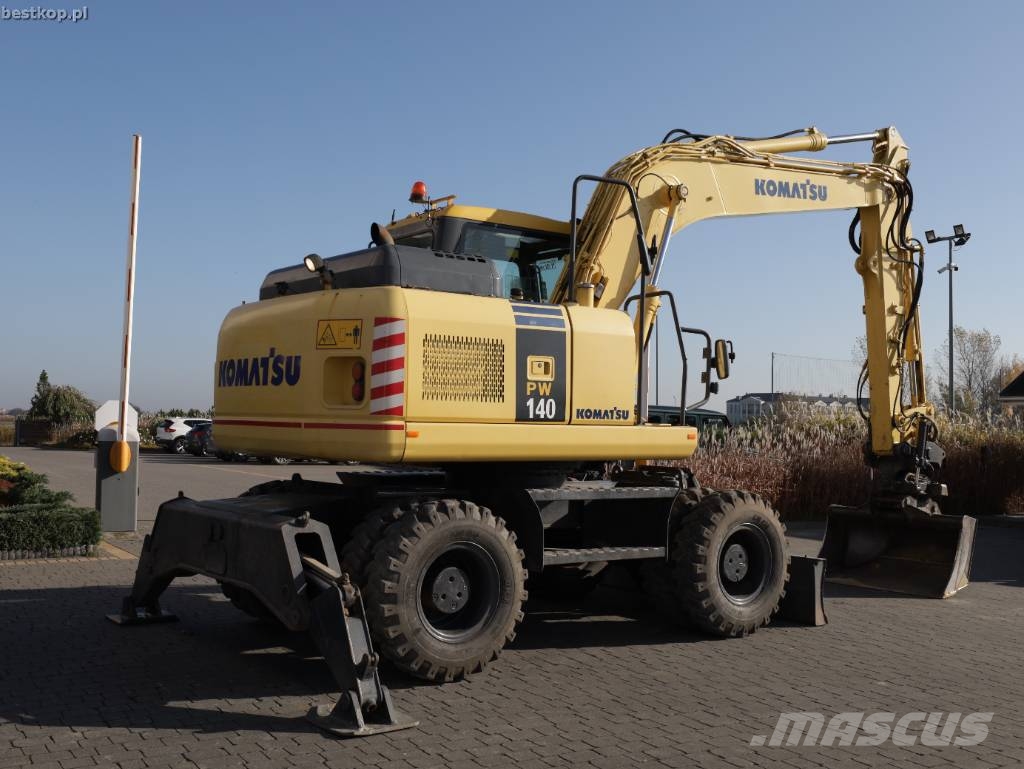 Komatsu PW 140-7 Pyöräkaivukoneet