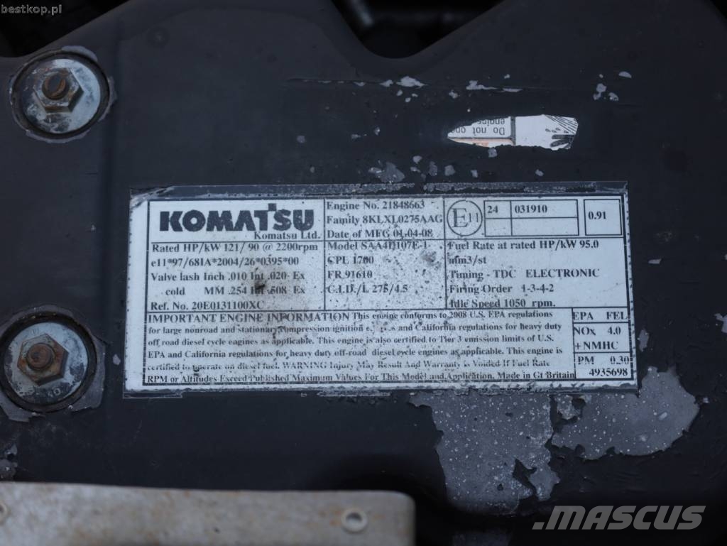 Komatsu PW 140-7 Pyöräkaivukoneet