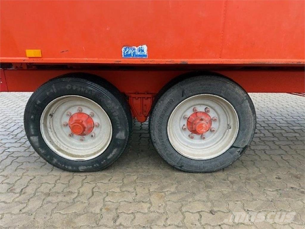 Kuhn EUROMIX I 2580 Миксер Фидери