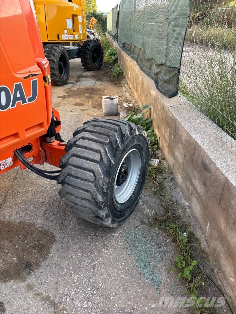JLG 520 AJ Knikarmhoogwerkers