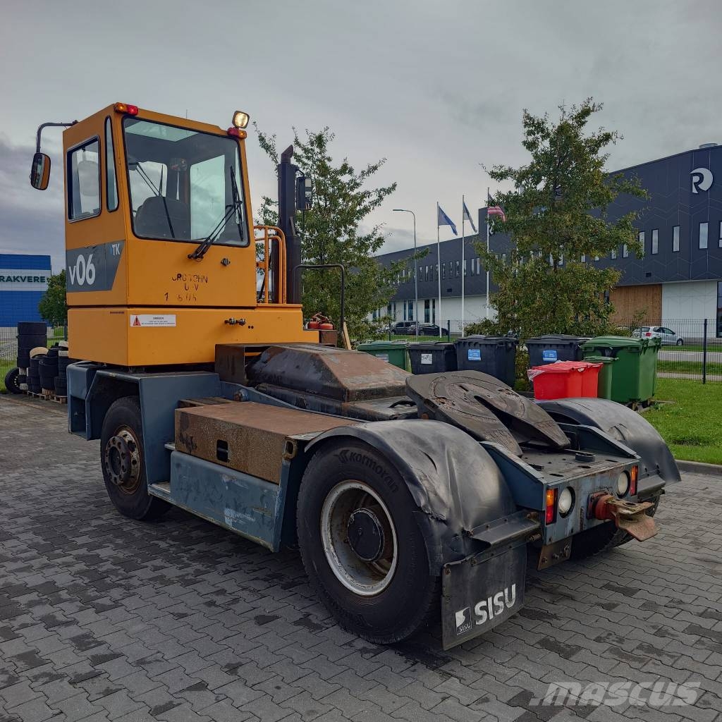 Sisu TRX 242 Terminal tractors