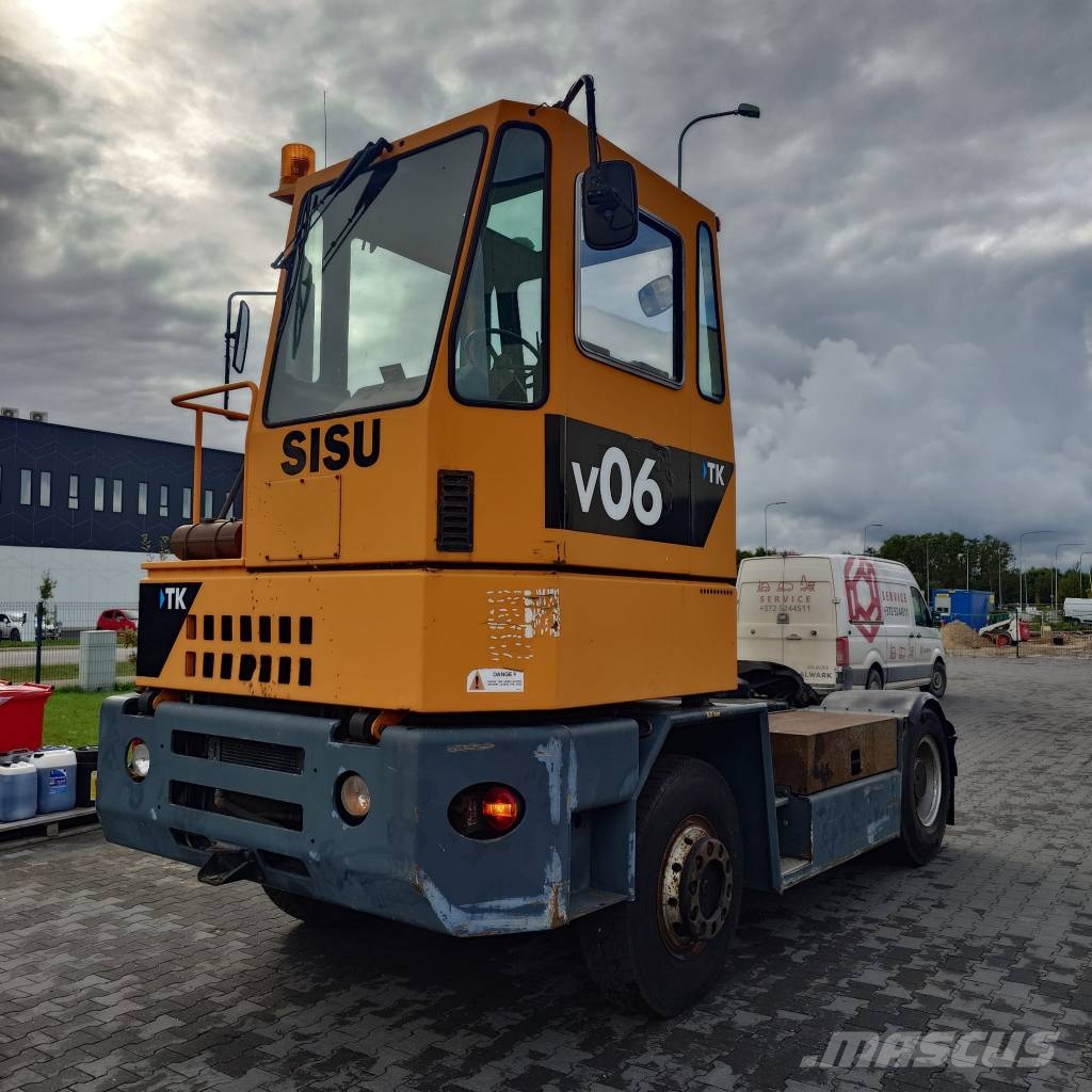 Sisu TRX 242 Terminal tractors