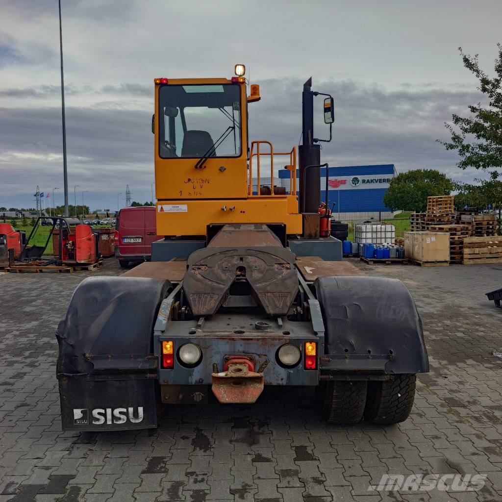 Sisu TRX 242 Terminal tractors