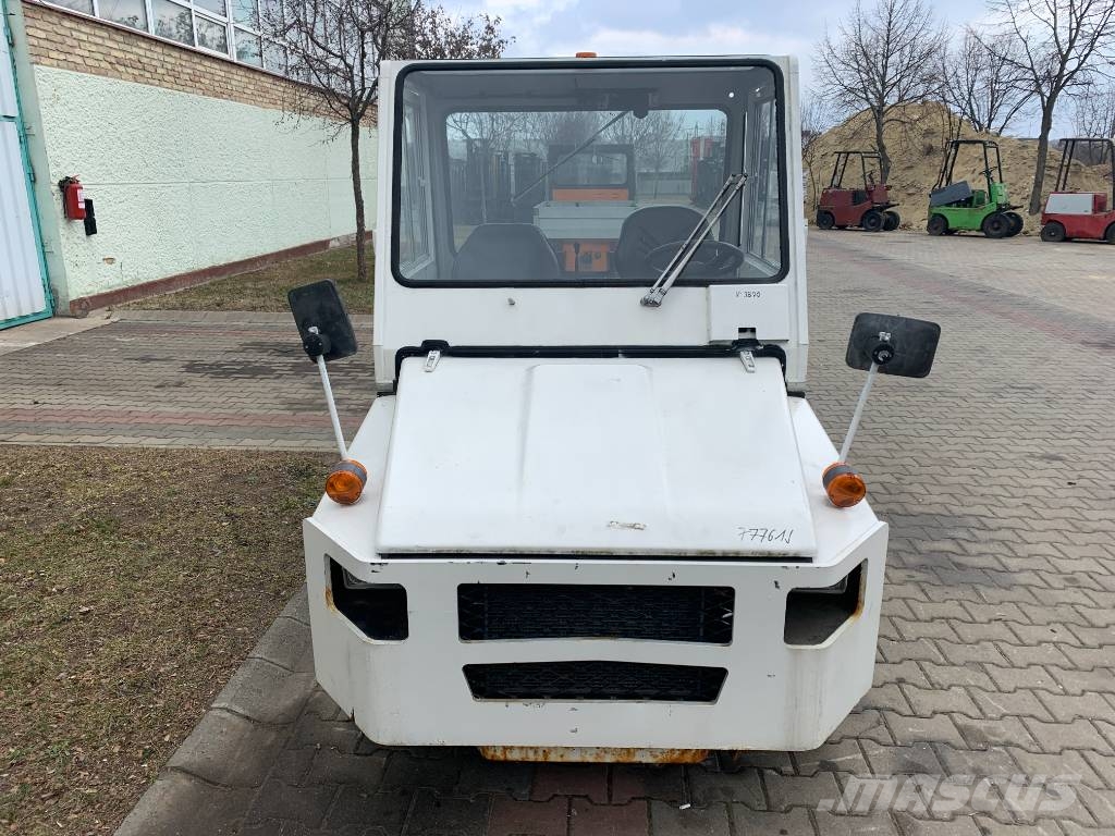 Toyota 2TG20 /02/ V-3869 EO Flughafenausrüstung
