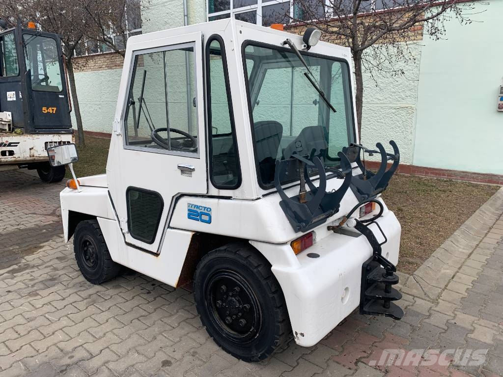 Toyota 2TG20 /02/ V-3869 EO Flughafenausrüstung