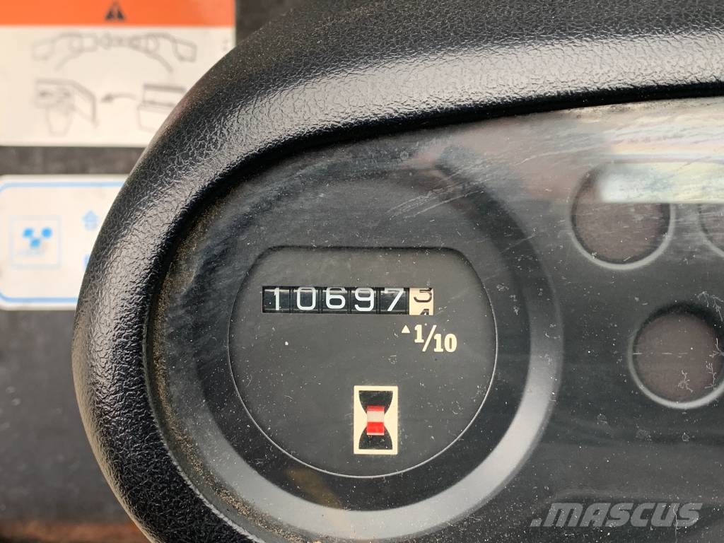 Toyota 2TG20 /02/ V-3869 EO Flughafenausrüstung