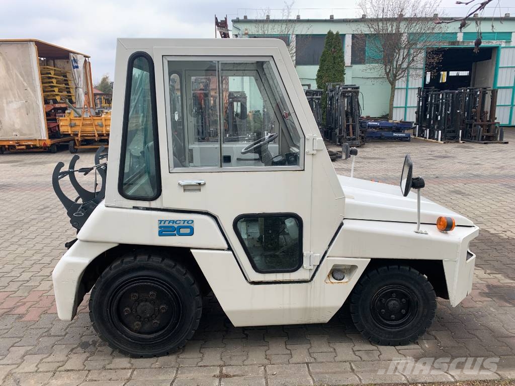 Toyota 2TG20 /02/ V-3869 EO Flughafenausrüstung