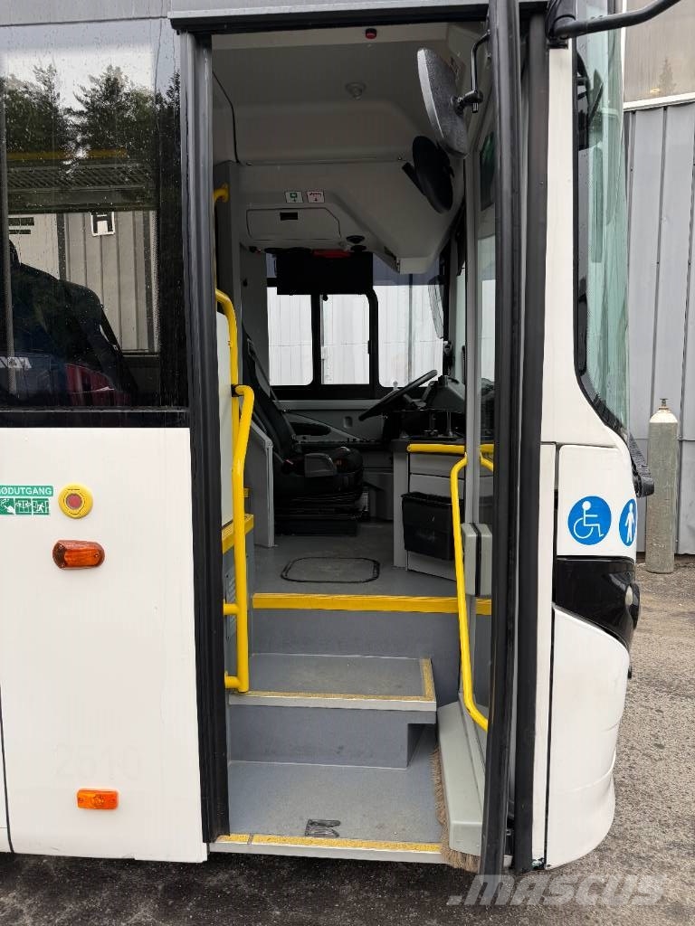 Volvo 8900. 10,84m length. 4 Units! 시외버스