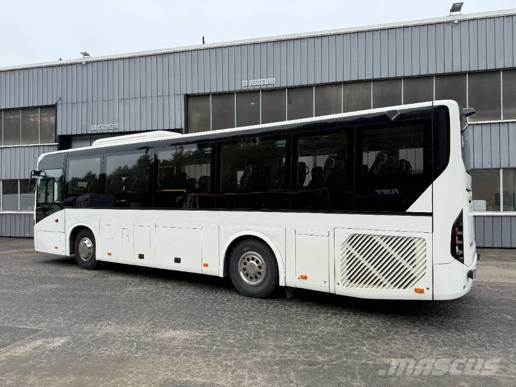 Volvo 8900. 10,84m length. 4 Units! 시외버스