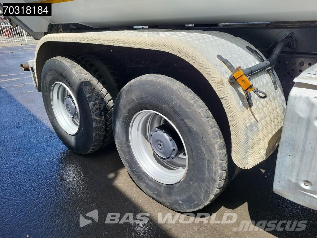Mercedes-Benz Arocs 3243 8X4 16m3 tipper Full Steel suspension B Kipper