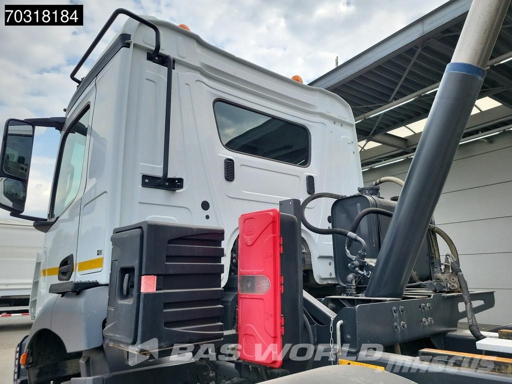 Mercedes-Benz Arocs 3243 8X4 16m3 tipper Full Steel suspension B Kipper