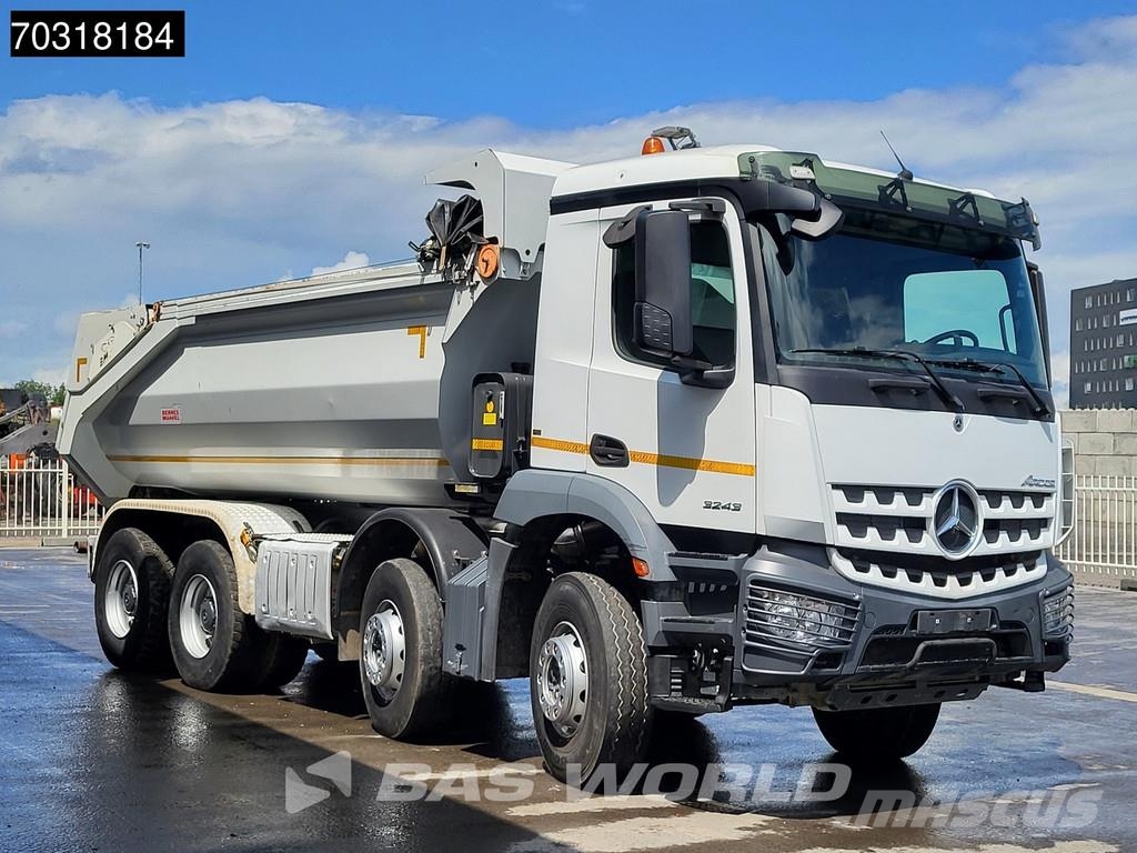 Mercedes-Benz Arocs 3243 8X4 16m3 tipper Full Steel suspension B Kipper