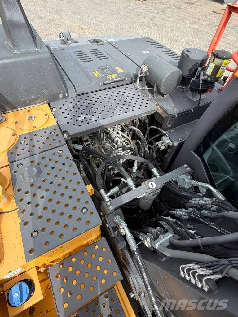 Volvo EC 220 EL Rupsgraafmachines