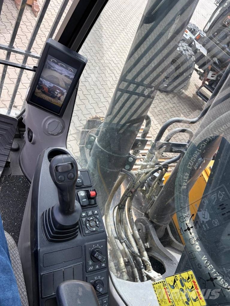 Volvo EC 220 EL Rupsgraafmachines