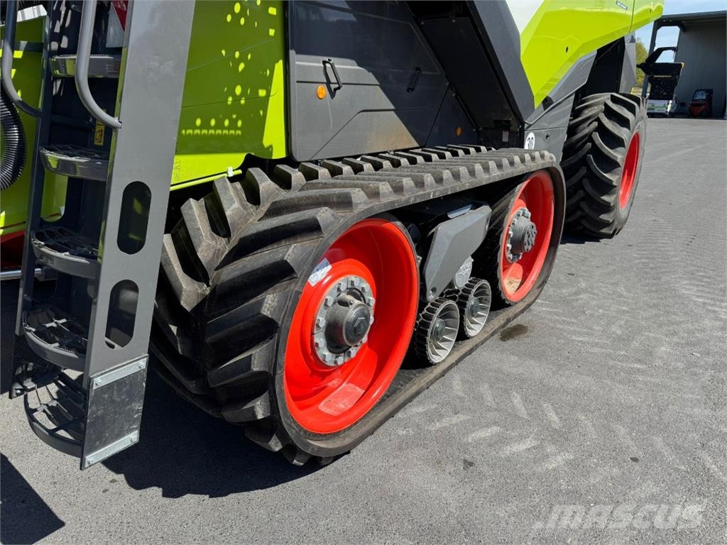 CLAAS Lexion 8600 Terra Trac Kombajni