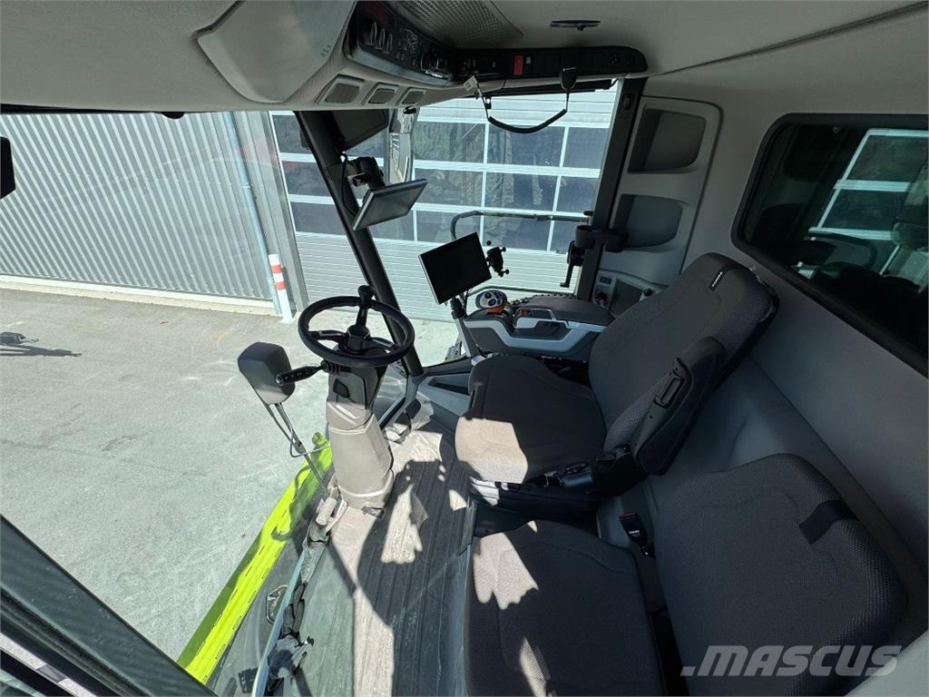 CLAAS Lexion 8600 Terra Trac Kombajni