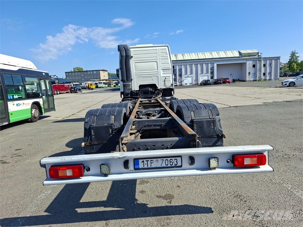 Volvo FM 380 6X2 Kamioni-šasije