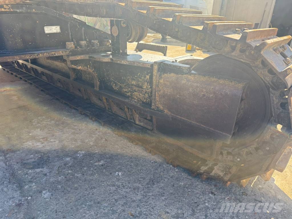 CAT 352 F Crawler excavators