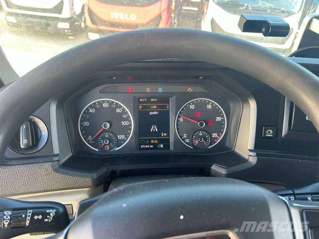 MAN TGX 26.470 Camiones de superficie plana/cabrestantes