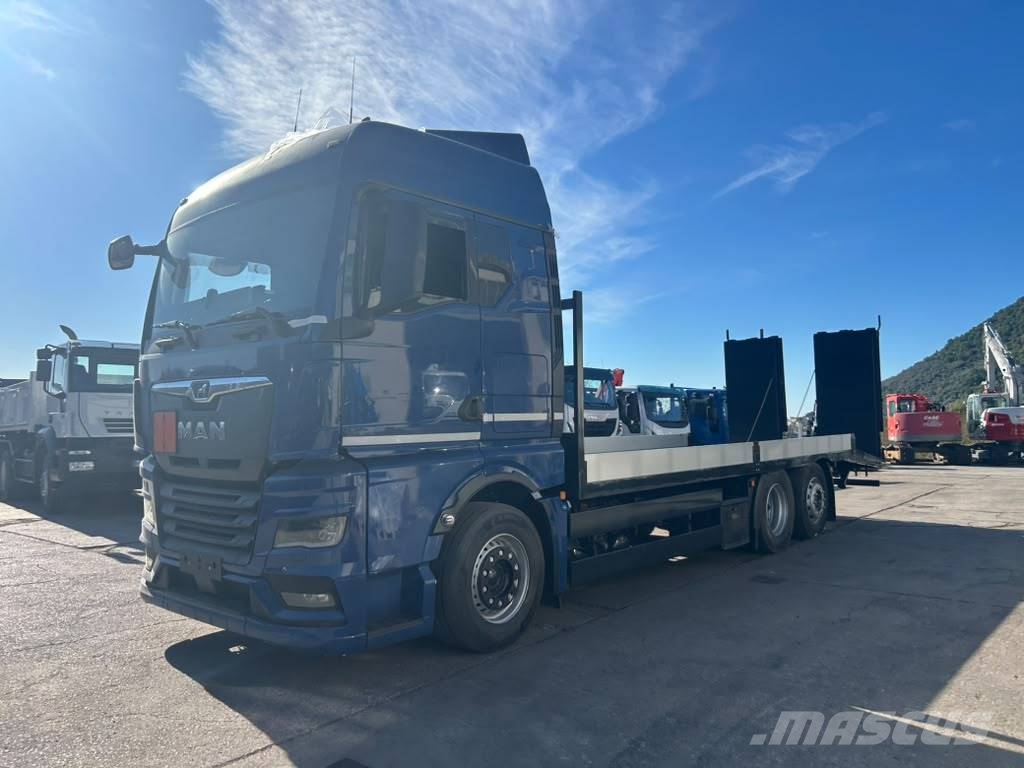 MAN TGX 26.470 Camiones de superficie plana/cabrestantes