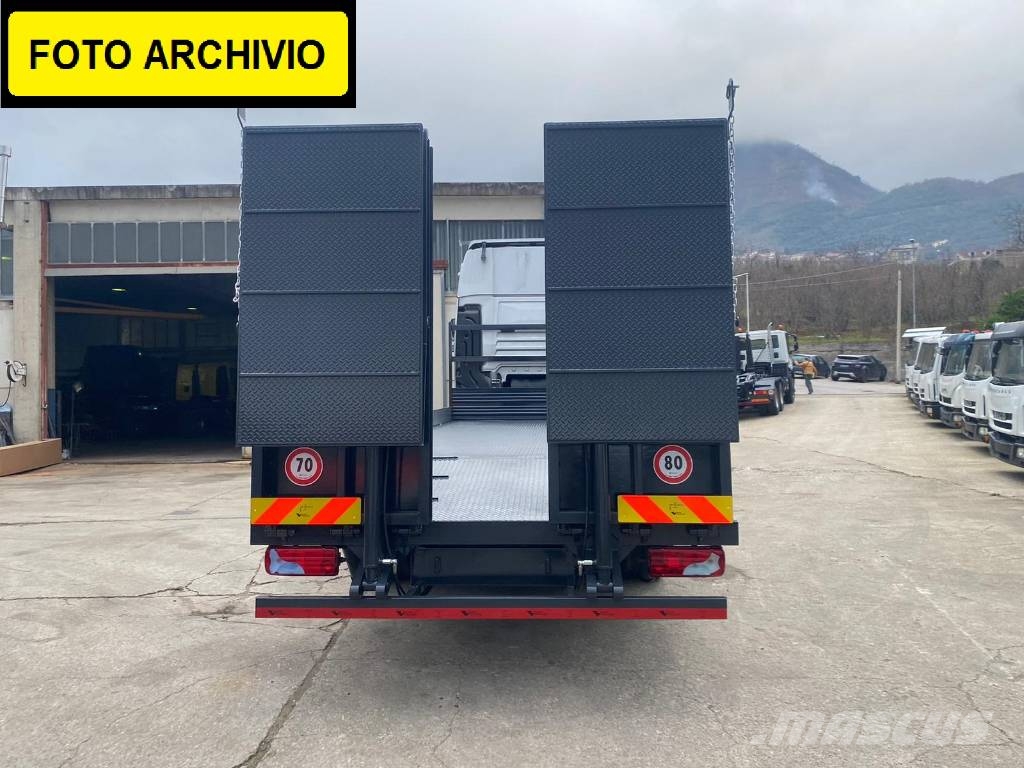 MAN TGX 26.470 Beavertail Flatbed / winch trucks