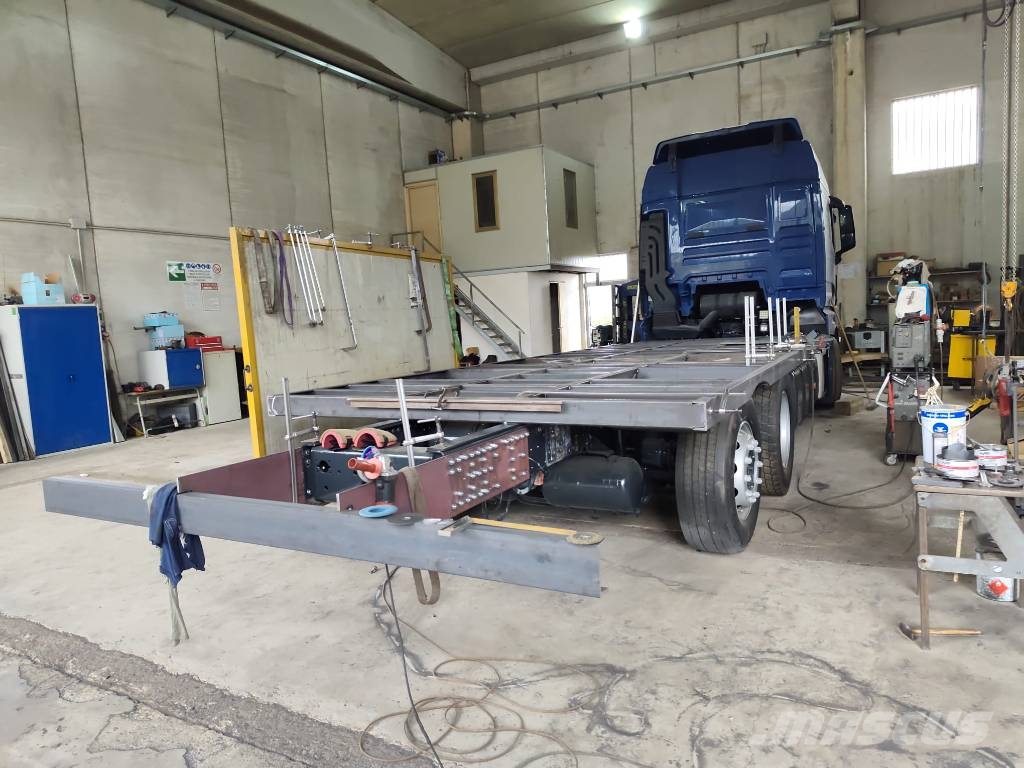 MAN TGX 26.470 شاحنات مسطحة / أوناش