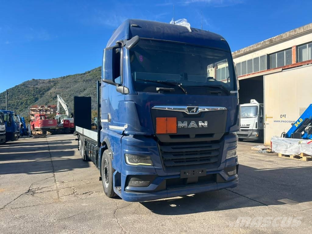MAN TGX 26.470 Camiones de superficie plana/cabrestantes