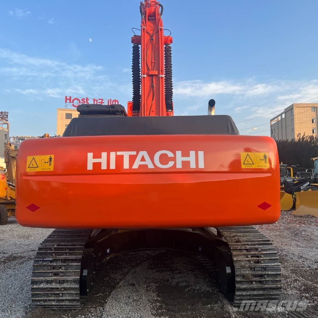Hitachi ZX 350 Гусеничні екскаватори