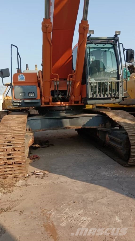 Doosan DX 500 LCA Pásové rýpadlá