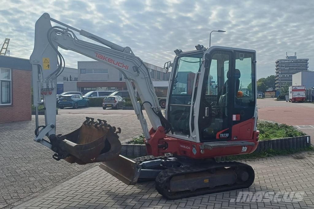 Takeuchi TB230 Minigraafmachines < 7t