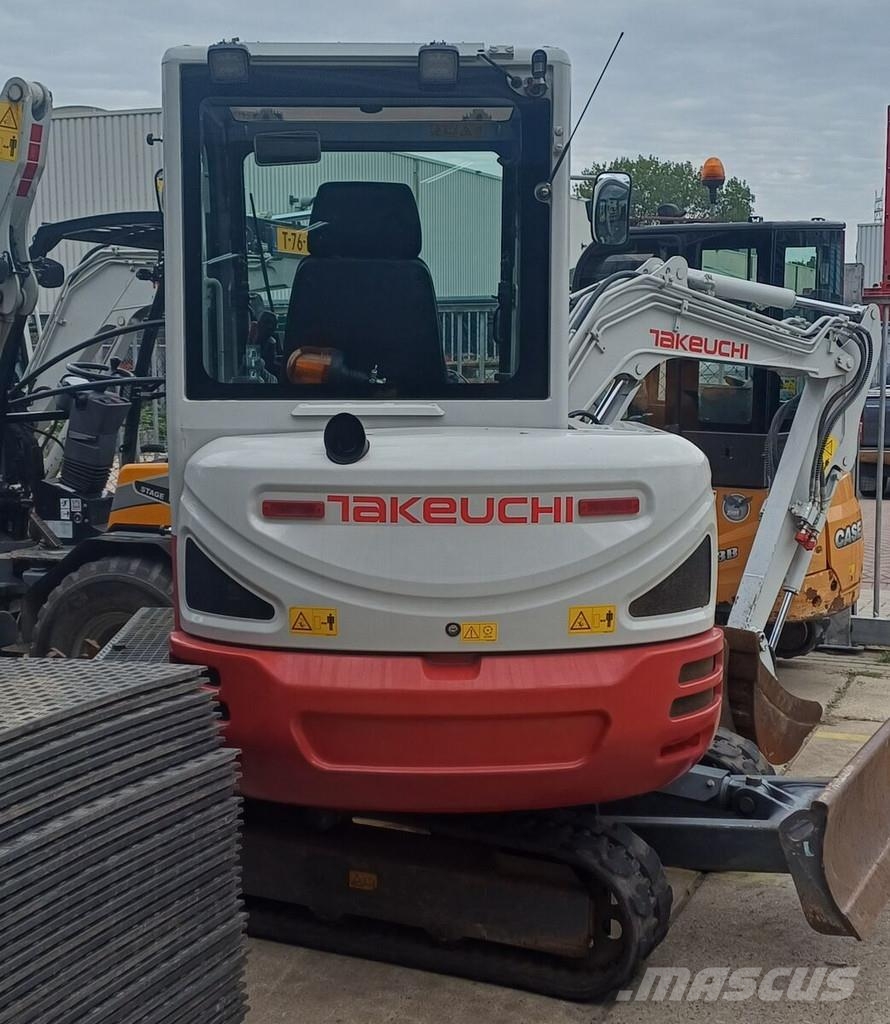 Takeuchi TB230 Minigraafmachines < 7t